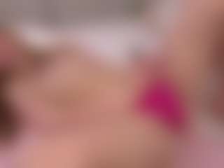 Live cam show with Ellie - Spank Red Hair on SinfulBabes