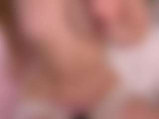 Ellie's Live Sex Cam Show