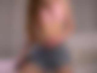 Live cam show with Ellie - Red Hair Young Adult on livesuperchat.net