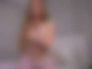 Live cam show with Ellie - Red Hair Squirt on anonymated.com