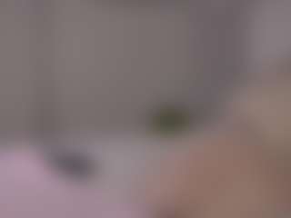 Live cam show with Ellie - Camel Toe on Dare Cams