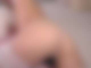 Live cam show with Ellie - College on Dolls Live