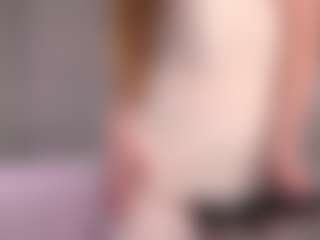 Live cam show with Ellie - Cute on Nude Live Now