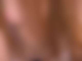 Live cam show with Ellie - Blue Eyes on camgirlchat.live