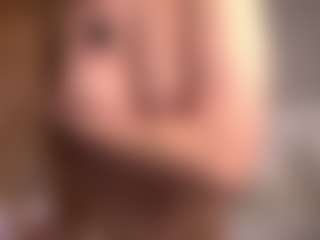 Ellie's Live Sex Cam Show