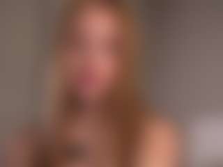 Ellie's Live Sex Cam Show