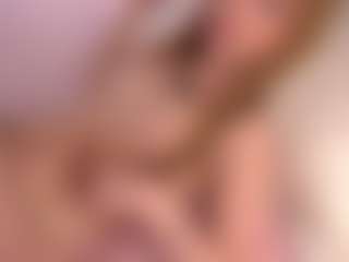 Live cam show with Ellie - Ass Clapping on slutload