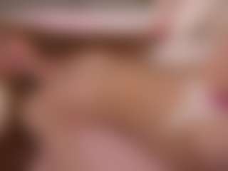 Live cam show with Ellie - Red Hair on Camsoda