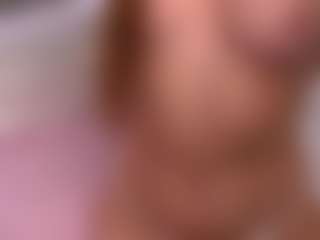Live cam show with Ellie - Sexwebcam Teen (18+) on SxyPornLive