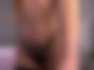 Ellie's Live Sex Cam Show