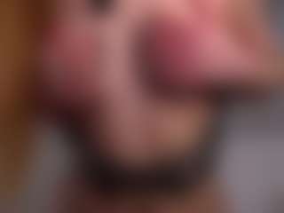 Ellie's Live Sex Cam Show