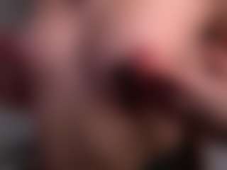 Ellie's Live Sex Cam Show
