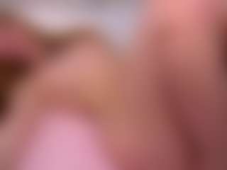 Ellie's Live Sex Cam Show