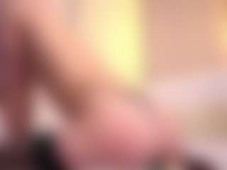 Live cam show with Ellie - Thin on Camsoda Late Night