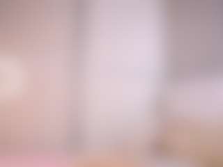 Live cam show with Ellie - Thin on Porn Luv
