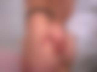 Live cam show with Ellie - Red Hair Amateur on anonymated.com