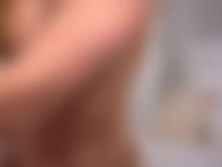 Live cam show with Ellie - Thin on Streamer API