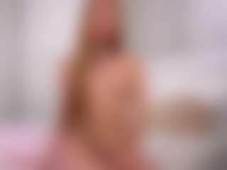 Live cam show with Ellie - Ass Clapping on fuklive.com