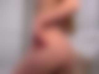 Live cam show with Ellie - Red Hair Teen (18+) on Porn Luv
