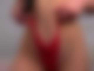 Live cam show with Ellie - Camel Toe on Taboo Cams XXX