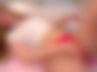 Live cam show with Ellie - College Teen (18+) on camwithhim.com