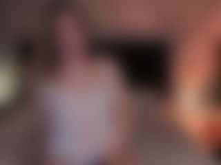 Live cam show with Saint_Trisha - Blonde Hair on 1on1-livenow