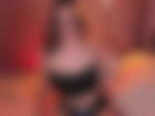 Live cam show with Saint_Trisha - Normal on Dolls Live