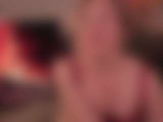 Live cam show with Saint_Trisha - Normal on AdultVida.com