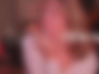 Live cam show with Saint_Trisha - Blonde Hair on Strip Flash - Live Sex Shows