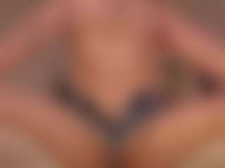 Saint_Trisha's Live Sex Cam Show