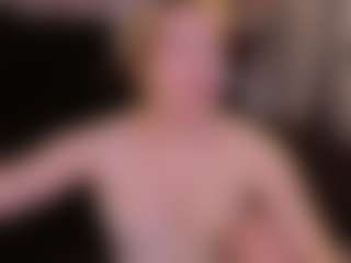 Saint_Trisha's Live Sex Cam Show