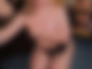 Saint_Trisha's Live Sex Cam Show