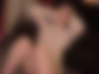 Live cam show with Saint_Trisha - Blonde Hair on Dolls Live