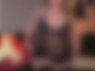 Live cam show with Saint_Trisha - Blonde Hair Teen (18+) on Camsoda