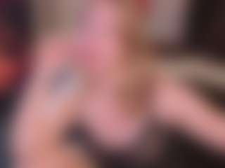 Saint_Trisha's Live Sex Cam Show