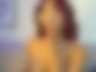 Live cam show with Alice - Blowjob on AdultVida.com