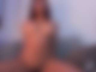 Live cam show with Alice - Twerk on sexytreat.net