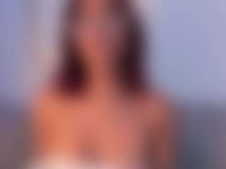 Live cam show with Alice - Ass Bouncing on Camsoda