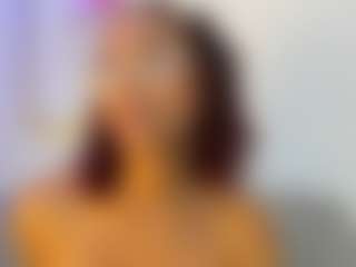 Live cam show with Alice - Ebony Big Ass on CamClone