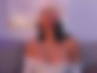 Live cam show with Alice - Ebony Squirt on Camiplay Live