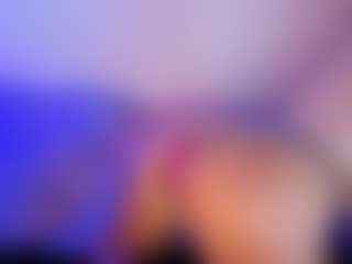 Live cam show with Alice - Spank Big Tits on Camsoda