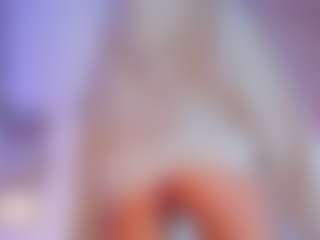 Live cam show with Alice - Lush on liverealitysex.com