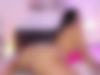 Live cam show with DaniLopezzz ® - Young Adult on testsause.com