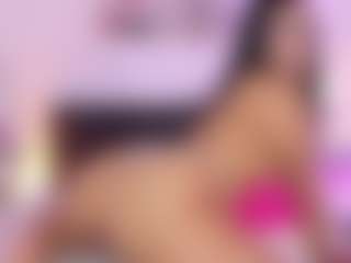 Live cam show with DaniLopezzz ® - Curvy on anonymated.com