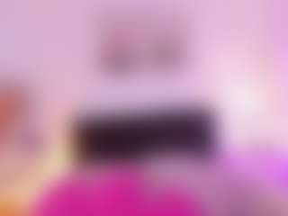 Live cam show with DaniLopezzz ® - Petite on livesexfox.com