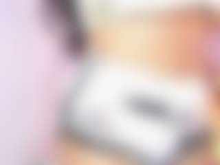 Live cam show with DaniLopezzz ® - Petite on pussylord.com
