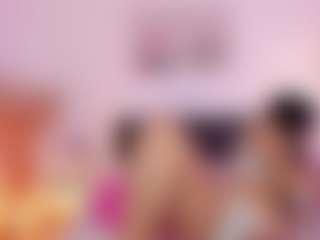Live cam show with DaniLopezzz ® - Petite on Camsoda