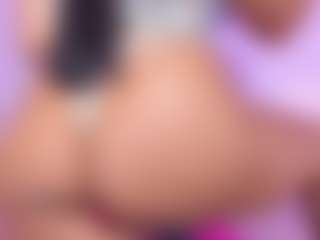 DaniLopezzz ®'s Live Sex Cam Show