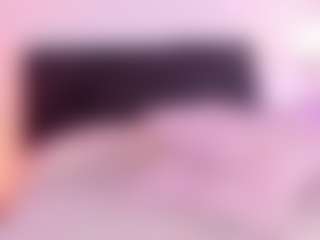 Live cam show with DaniLopezzz ® - Petite Toys on Camming Site