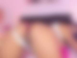 DaniLopezzz ®'s Live Sex Cam Show